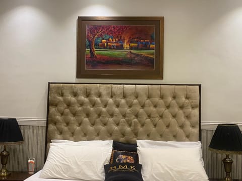 Living room, Bedroom