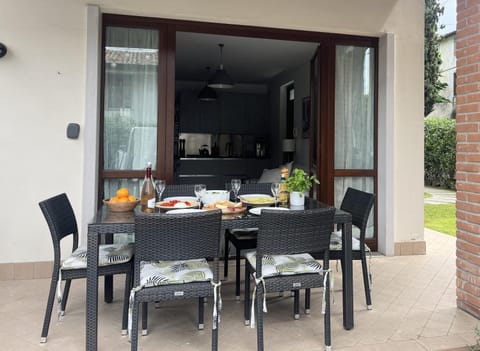 3 Bedroom Villa, Lake Garda House in Lazise