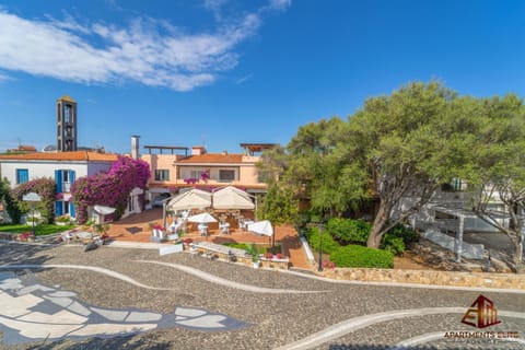 Property building, Neighbourhood, City view