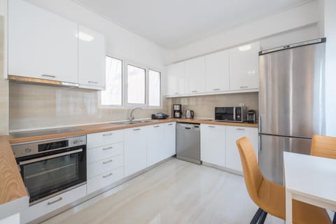 Athens Del Sol Suite Apartment in Athens