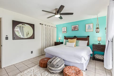 Cozy Tempe Casa with Heated Pool 5 Minutes to ASU House in Tempe