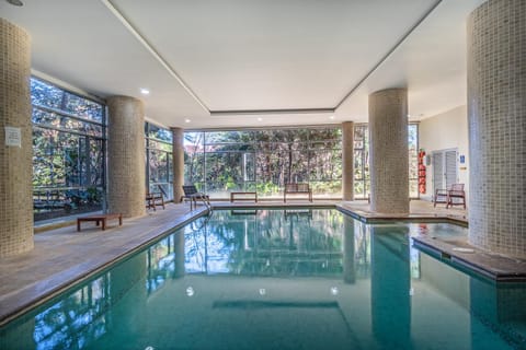 Swimming pool, Swimming pool