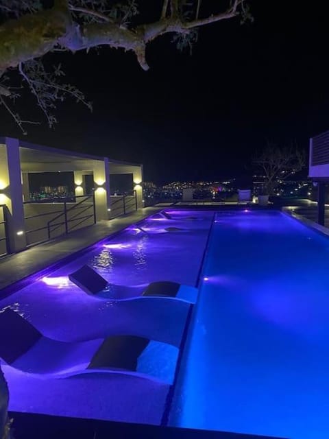 Night, Swimming pool