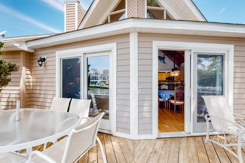 The Town of South Bethany --- 300 W 6th St House in South Bethany