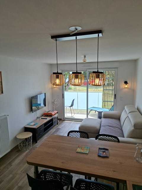 Communal lounge/ TV room, Seating area