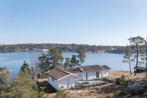 Property building, Lake view, Sea view