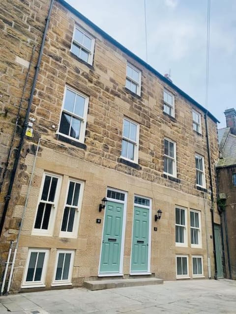 Luxury Retro 4 Bed Town House in heart of Alnwick House in Alnwick