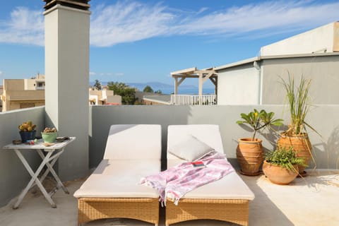 Chania Locals Rooftop Apartment in Chania