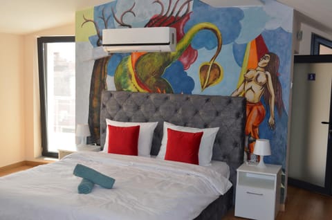 Bed, Bedroom, air conditioner