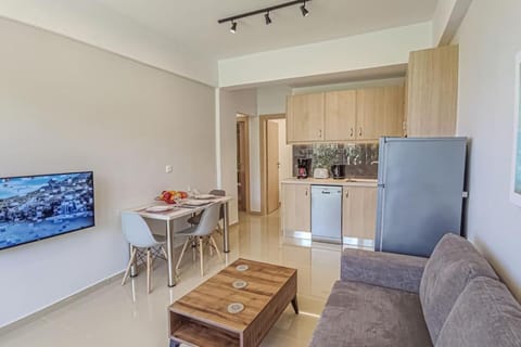 Renovated apartment 3- Platanias Apartment in Crete