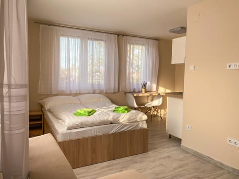 Bed, Photo of the whole room, Bedroom, hair dresser, towels