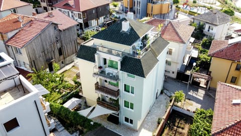 Property building, Patio, Inner courtyard view