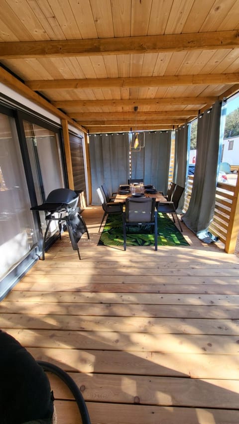 Submariner Biograd - Camping Apartment in Biograd na Moru