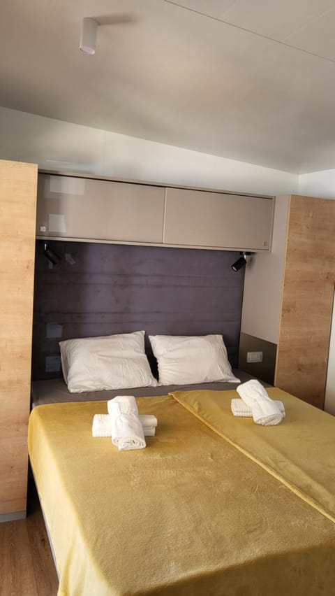 Submariner Biograd - Camping Apartment in Biograd na Moru