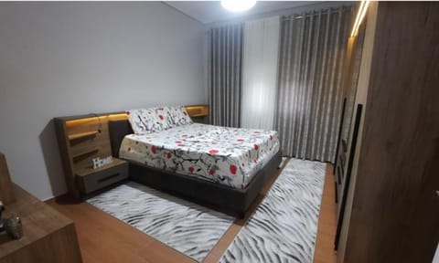 Bed, Photo of the whole room, Bedroom, wardrobe