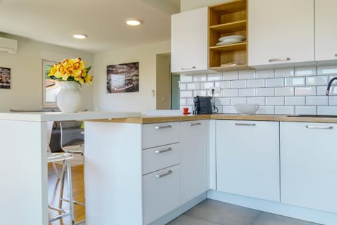 Emilia Lofts Apartment in Tučepi