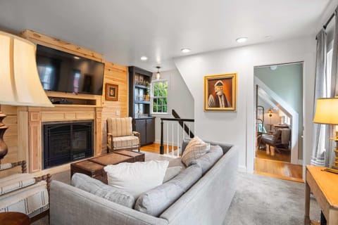 Private Home Great Location Dog Friendly House in Provincetown