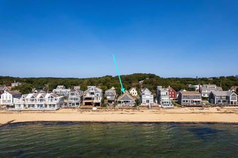 Beachfront on Commercial St Dog Friendly House in Provincetown