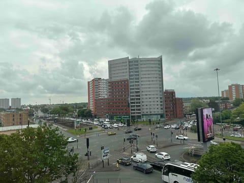 Day, Neighbourhood, City view, Street view, Location