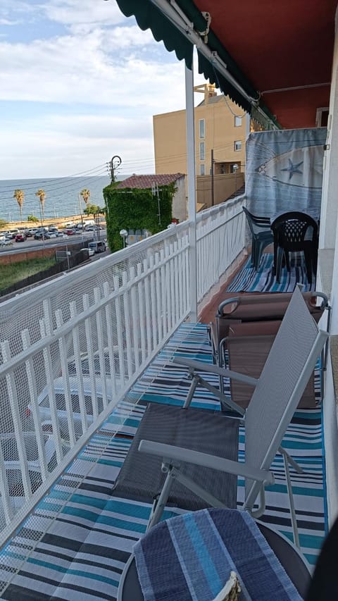 View (from property/room), Balcony/Terrace, Sea view