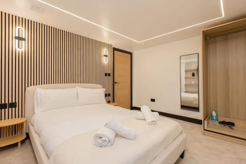 ArtBnB Apartment Apartment in Blackpool