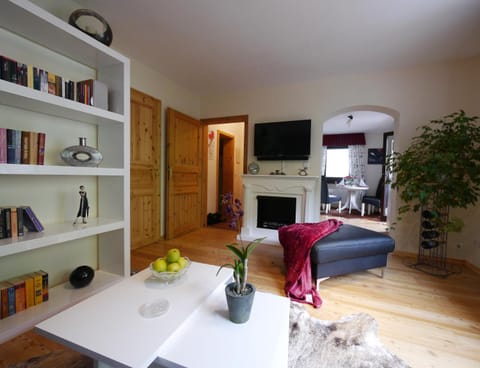 TV and multimedia, Living room, Photo of the whole room