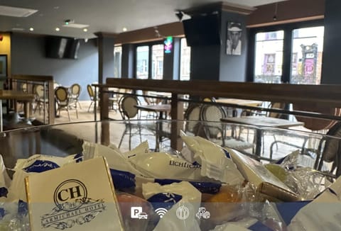 Lobby or reception, Food and drinks, Drinks