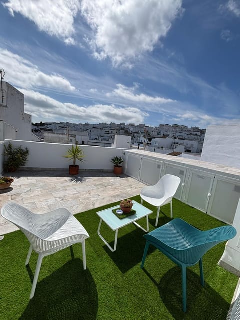 Off site, Balcony/Terrace
