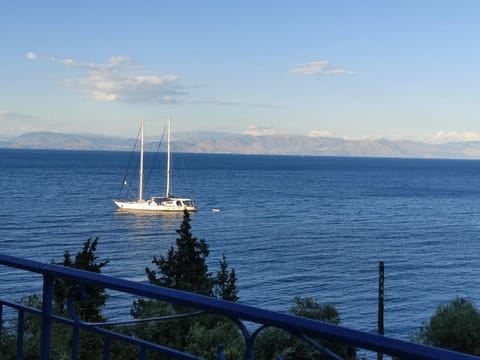 Natural landscape, Balcony/Terrace, Sea view