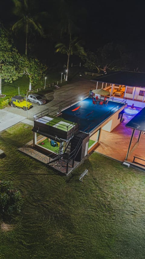 Property building, Patio, Hot Tub, Balcony/Terrace, Parking