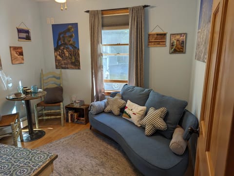 Pond Memories - National Parks Suite - Paddling Included! Vacation rental in Surry