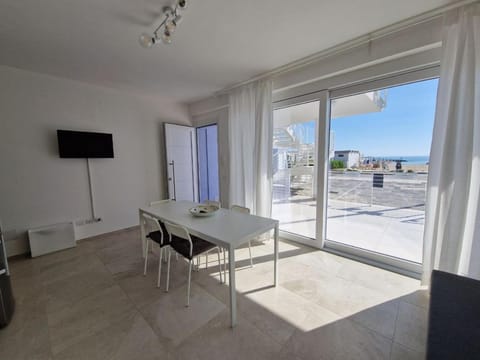 Living room, kitchen