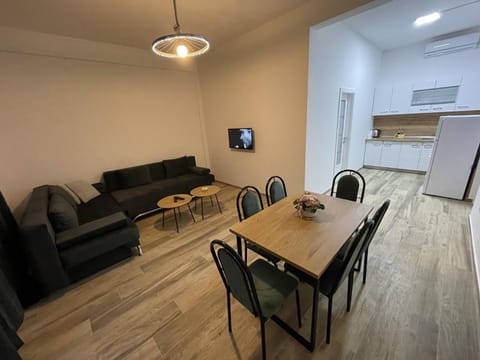 Kitchen or kitchenette, Living room, Seating area