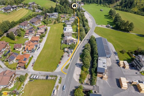 Bird's eye view, Street view, Location