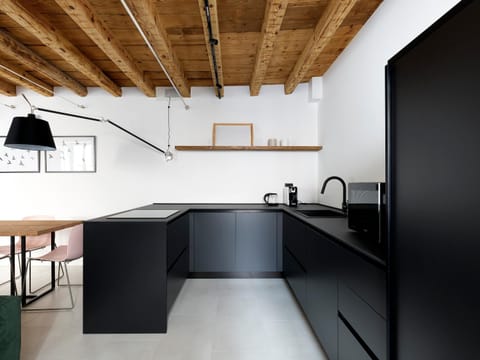 SG9 CITY APARTMENTS Apartment in Province of Brescia