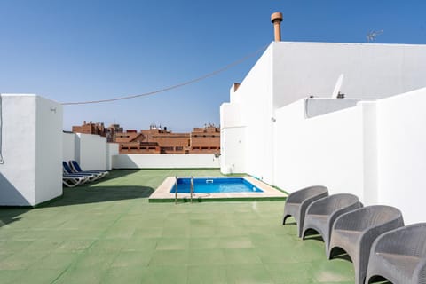 Penthouse with private pool Apartment in Fuengirola