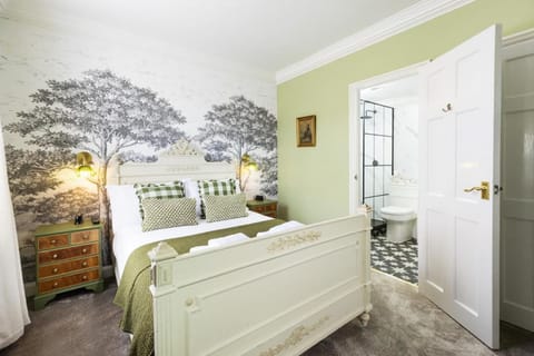 Cotteswold House Bed and Breakfast in Bibury