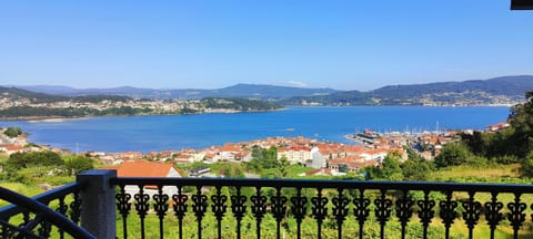 Nearby landmark, Balcony/Terrace, Sea view