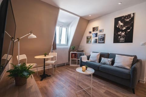 La Suite 7 Gîte Urbain Apartment in Wallonia, Belgium