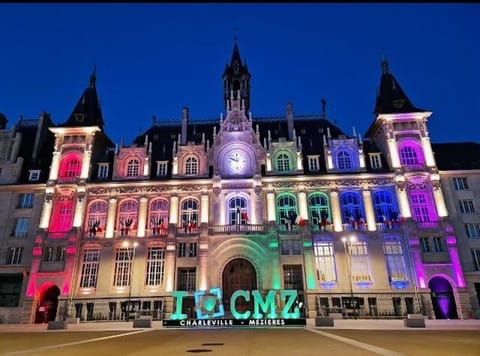 La Suite 7 Gîte Urbain Apartment in Wallonia, Belgium