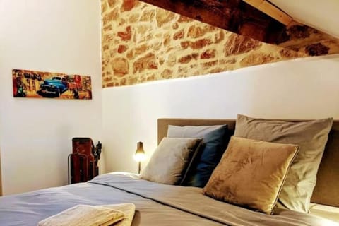 L'Atelier central by WelcHome Apartment in Wallonia, Belgium