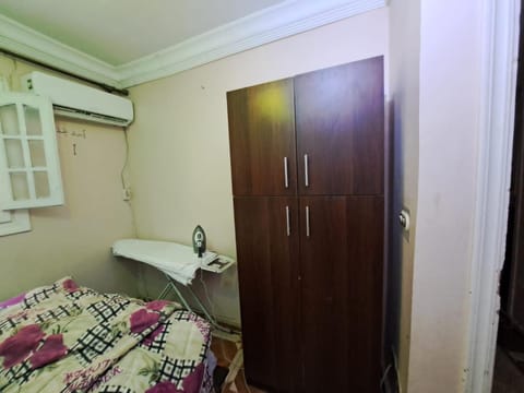 Photo of the whole room, Bedroom, wardrobe, air conditioner