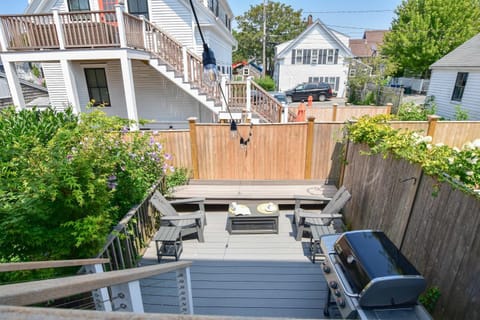 Modern, Private Patio, Walk to Town! House in Provincetown