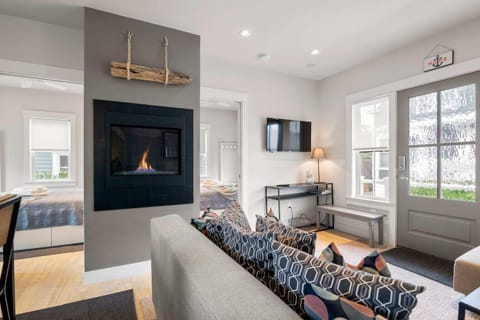 Modern, Private Patio, Walk to Town! House in Provincetown