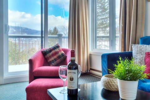 Natural landscape, Living room, Lake view, Mountain view