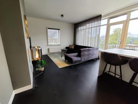 k50159 Spacious and modern apartment near the city center, free parking Apartment in Eindhoven