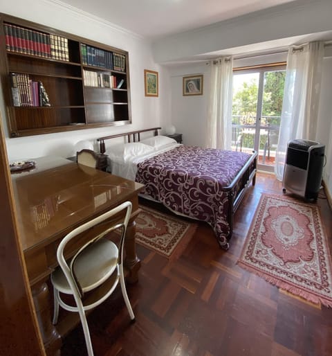 Seating area, Bedroom