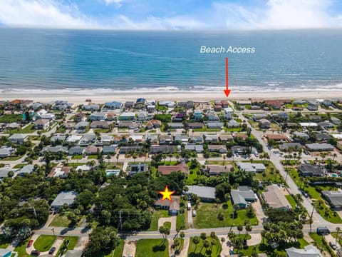 Pelican's Cove House in Wilbur-By-The-Sea