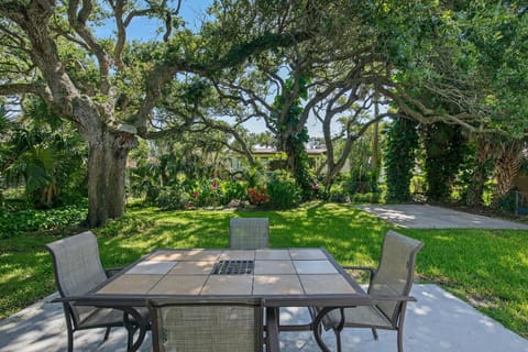 Pelican's Cove House in Wilbur-By-The-Sea