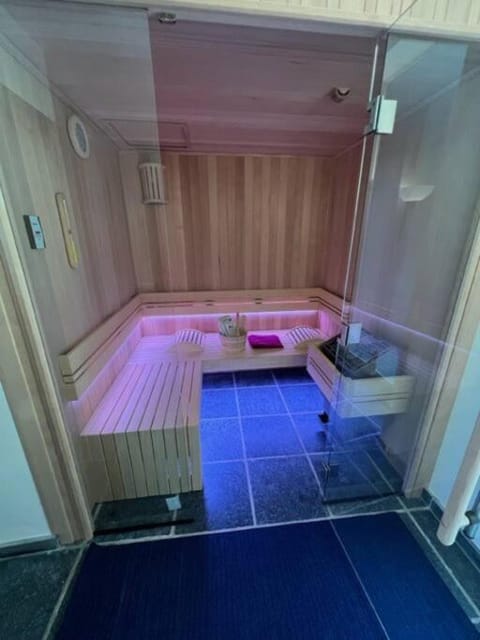 Sauna, Spa and wellness centre/facilities